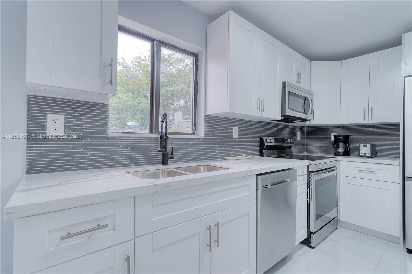 171 NW 47th St