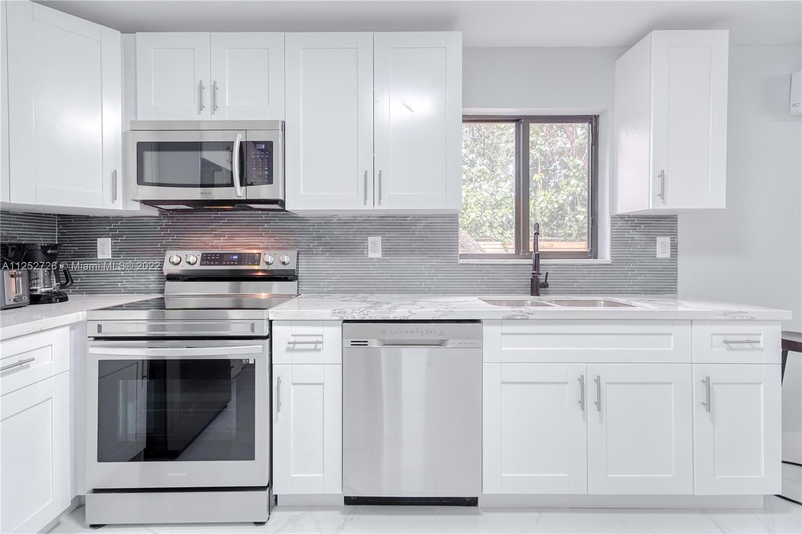 171 NW 47th St