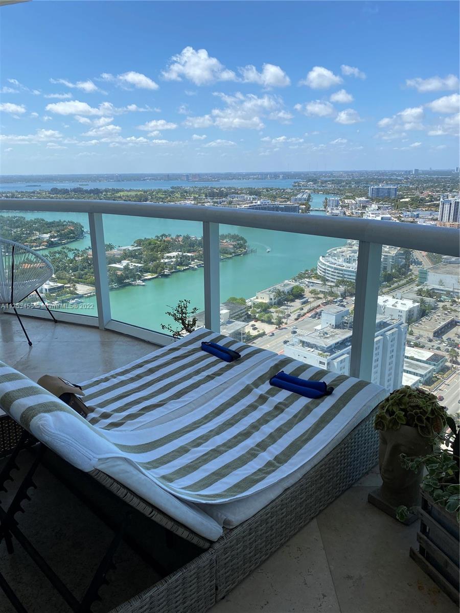 6365 Collins Ave Unit: 3911