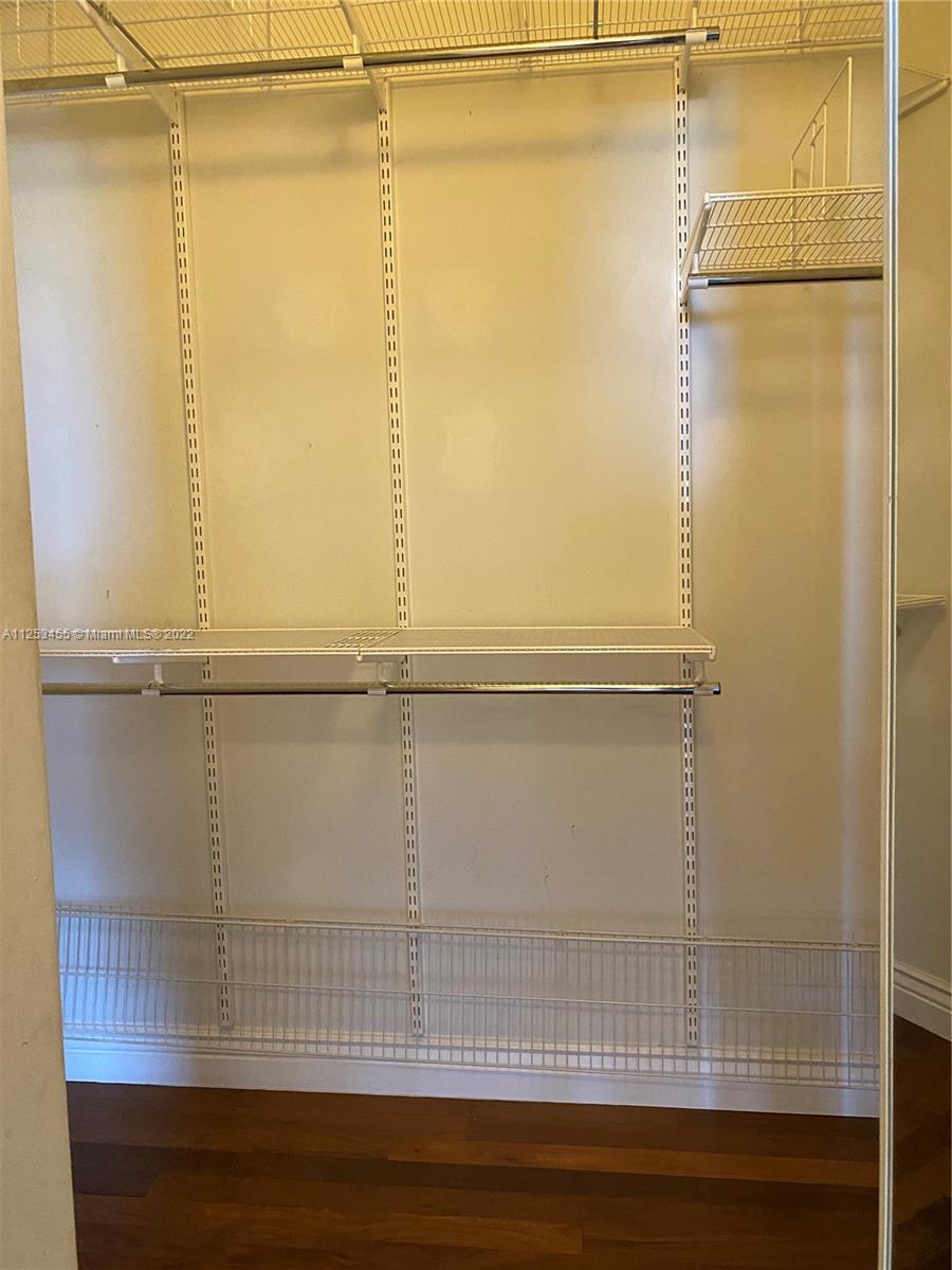 6365 Collins Ave Unit: 3911