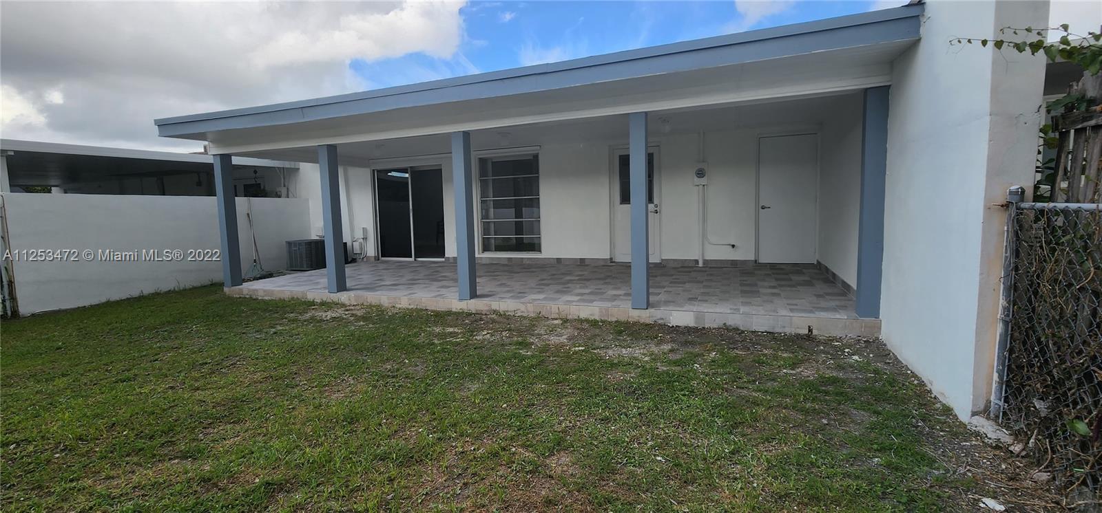 3905 SW 118th Ct Unit: 0