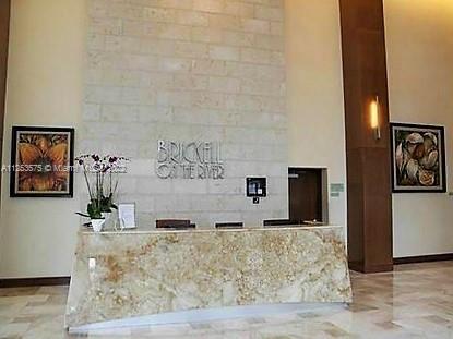 31 SE 5th St Unit: 3006