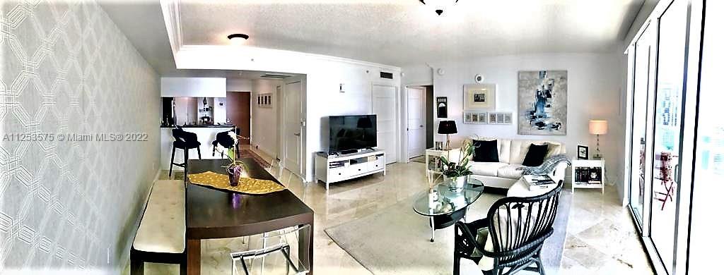 31 SE 5th St Unit: 3006