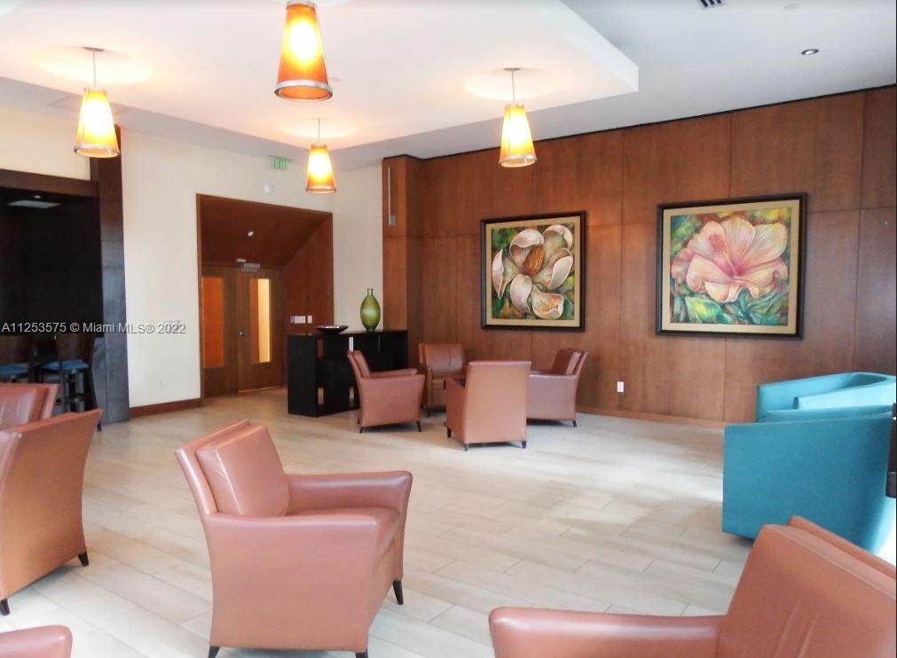 31 SE 5th St Unit: 3006