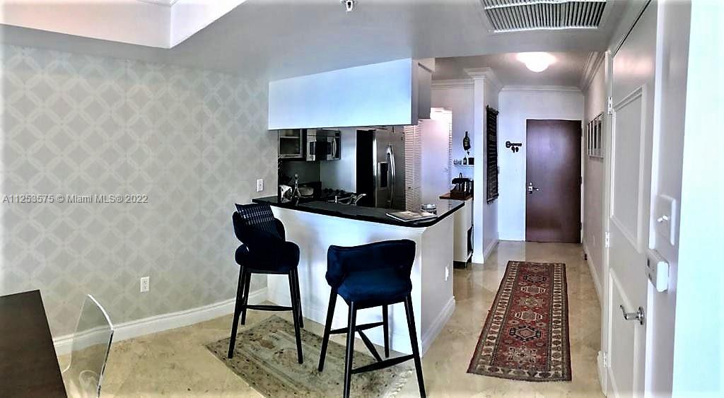 31 SE 5th St Unit: 3006