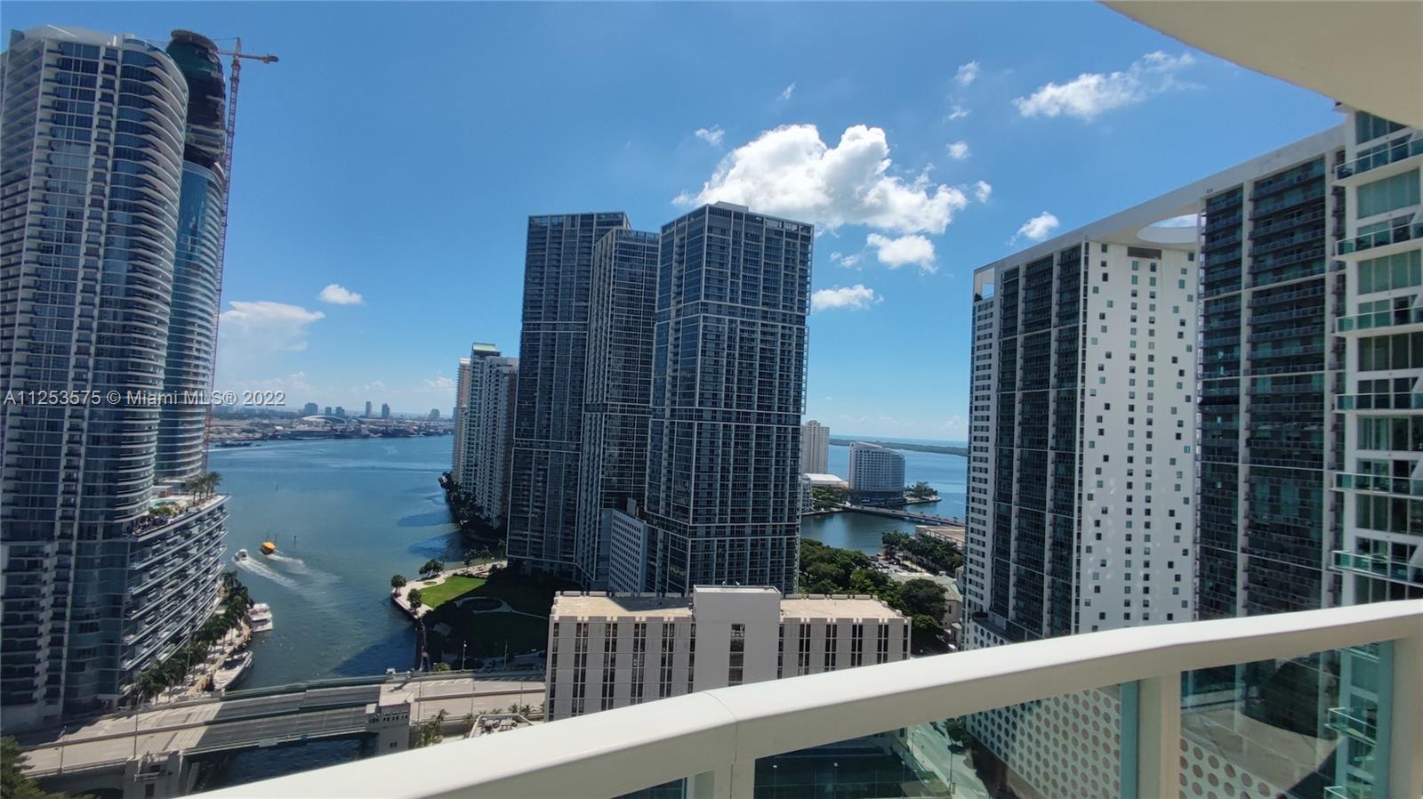 31 SE 5th St Unit: 3006