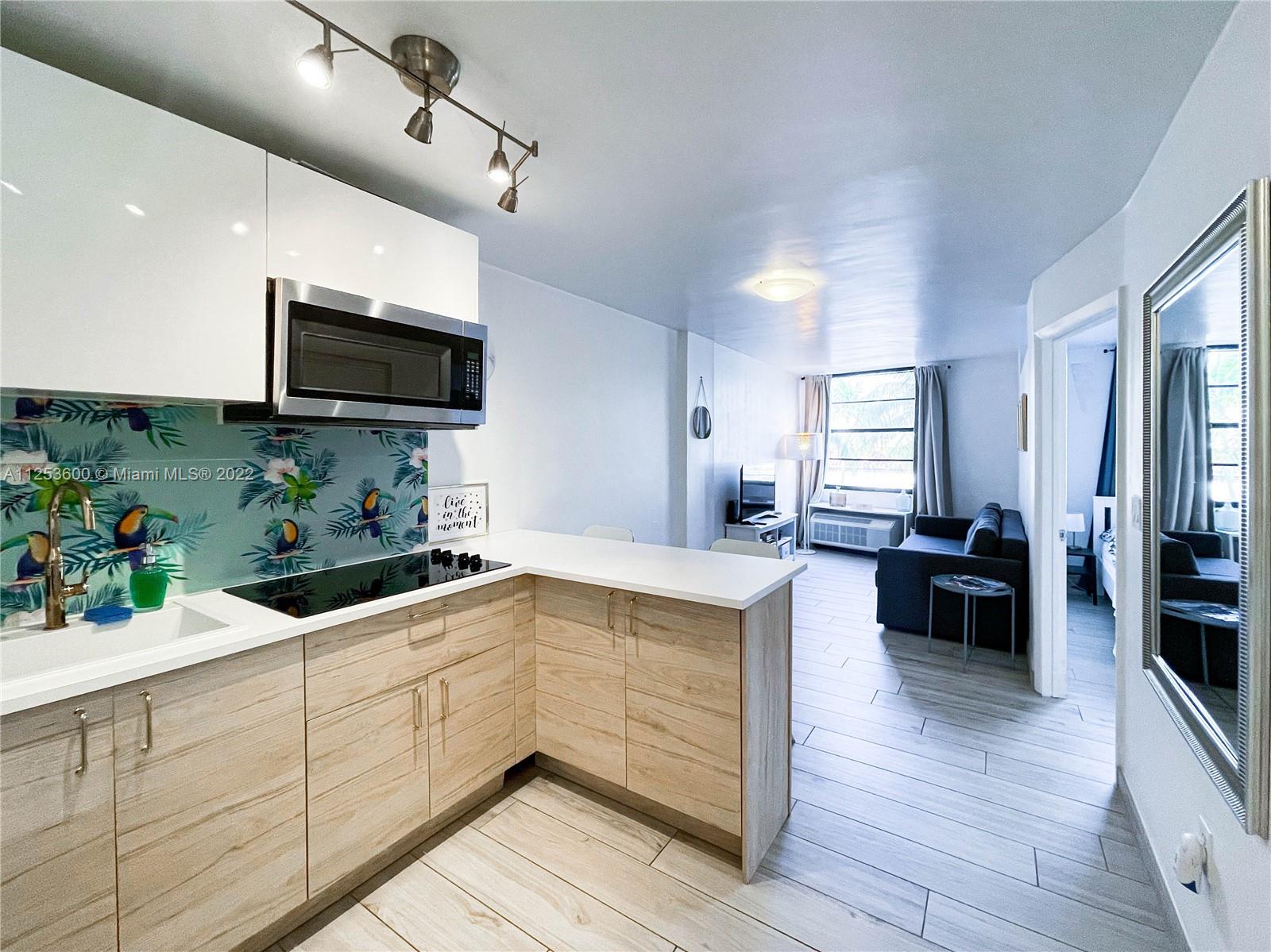 710 Washington Ave Unit: 323