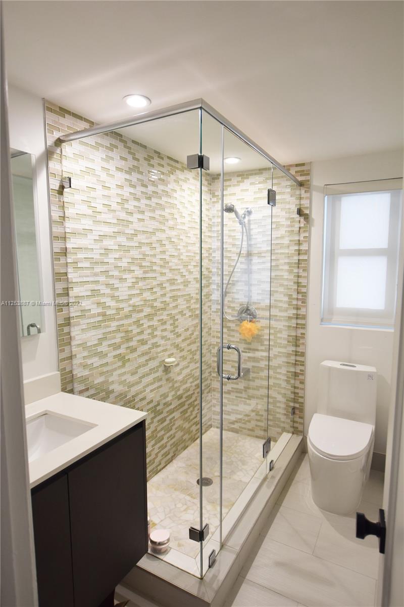 270 SW 270 SW 25 Rd Unit: 2