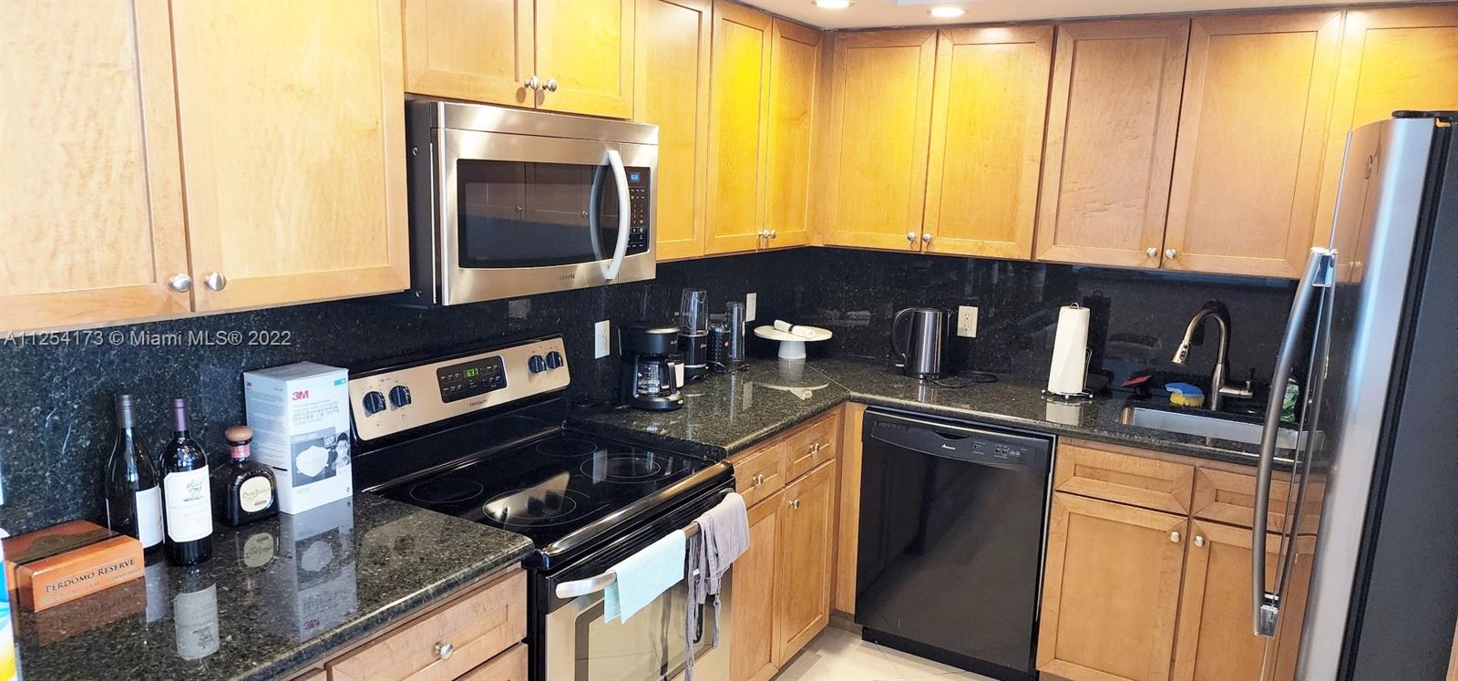 5600 Collins Ave Unit: 17W