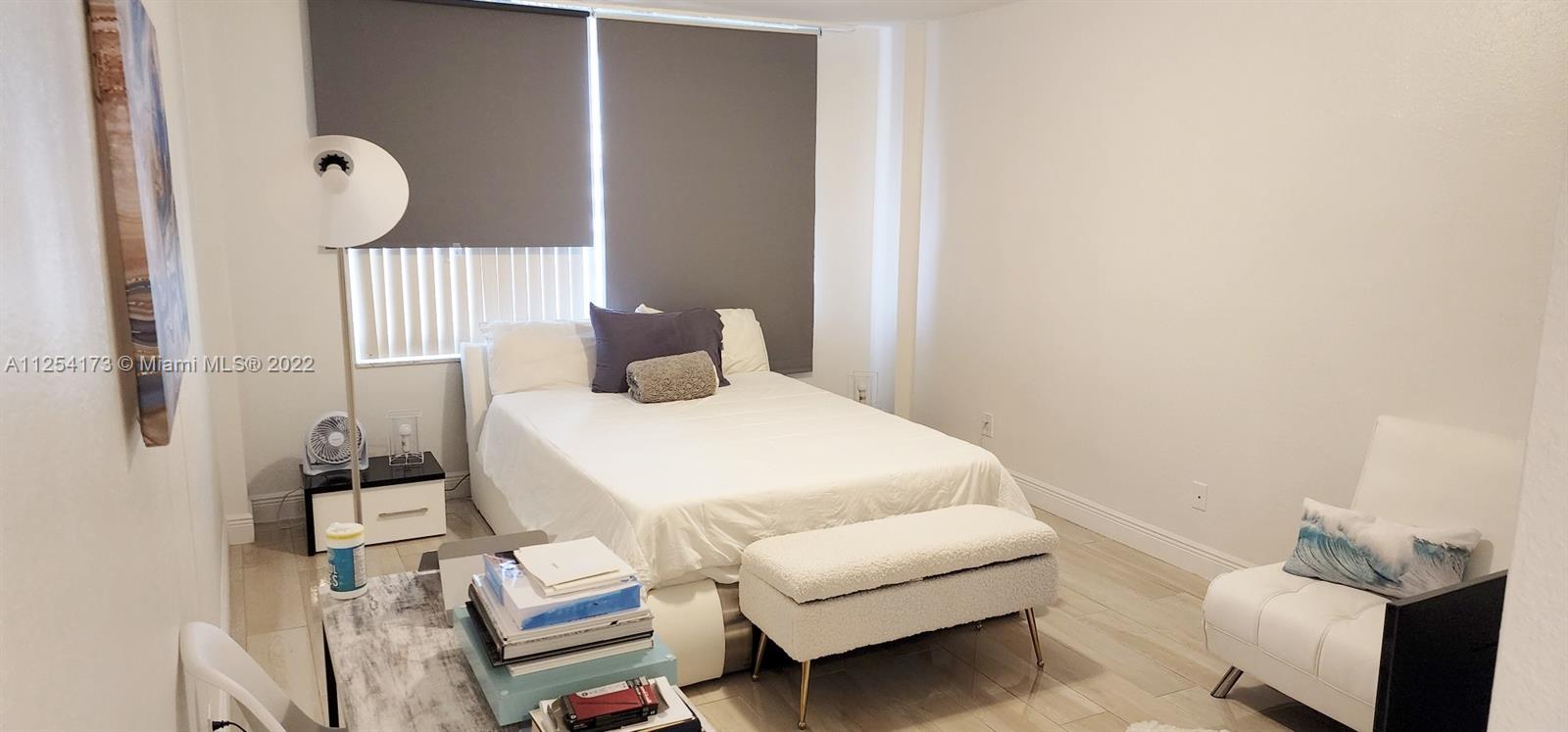 5600 Collins Ave Unit: 17W