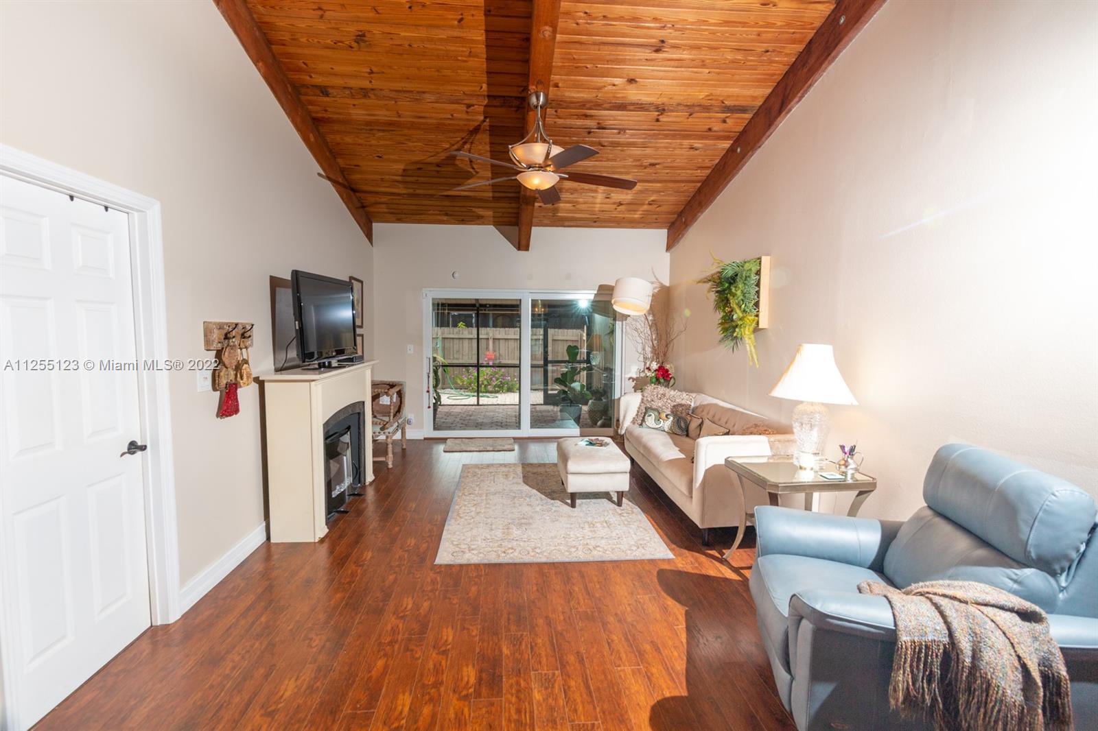 10341 Orange Ct