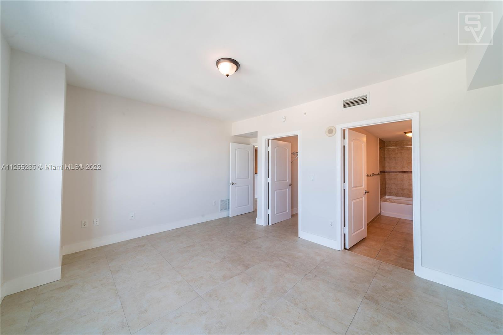 7350 SW 89th St Unit: 2101S