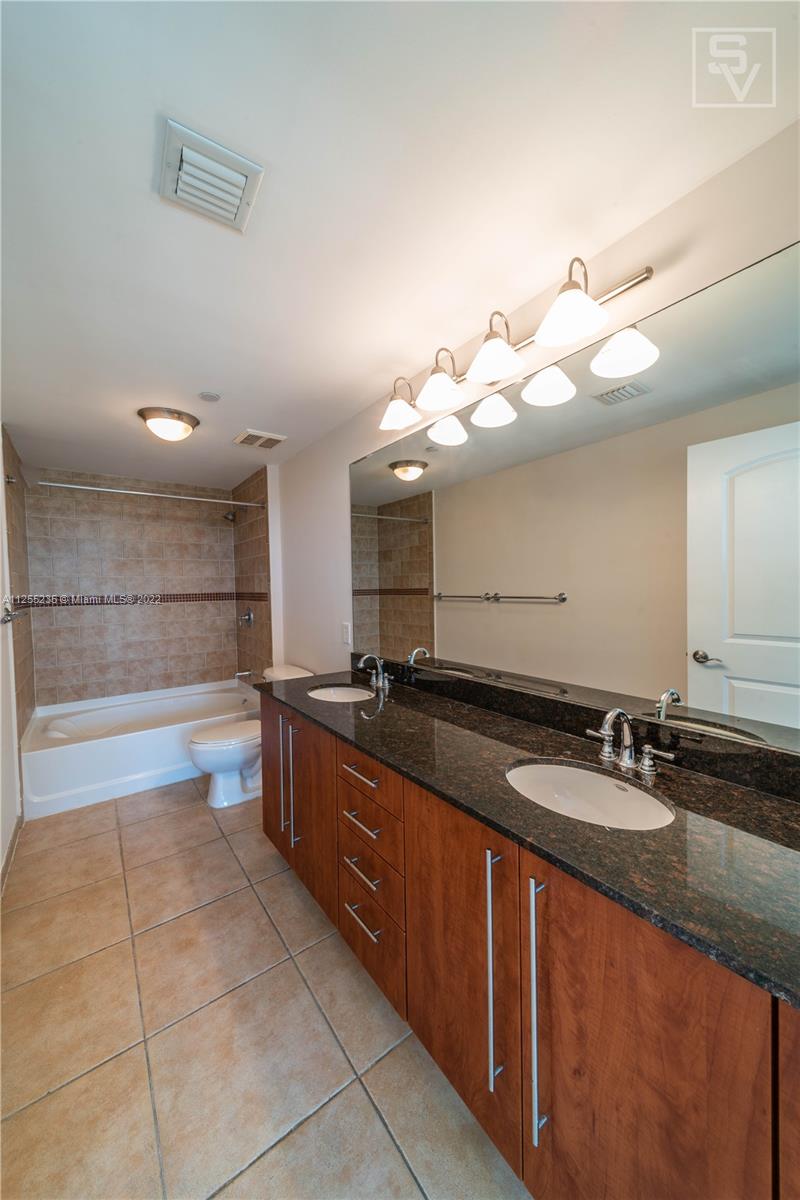 7350 SW 89th St Unit: 2101S