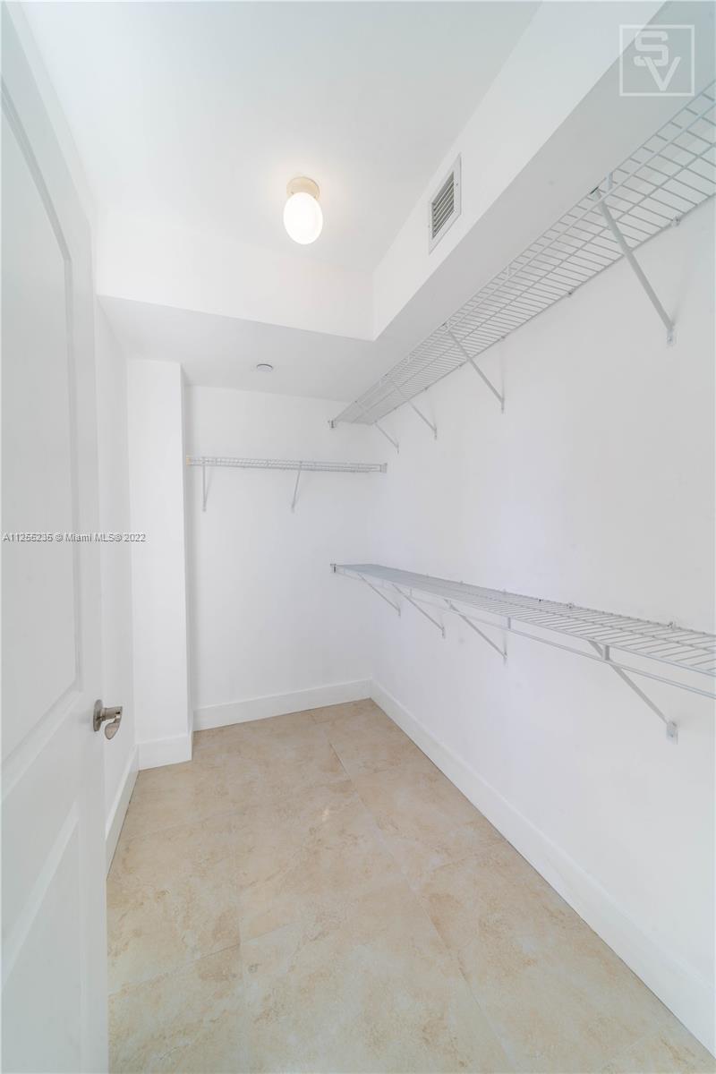 7350 SW 89th St Unit: 2101S