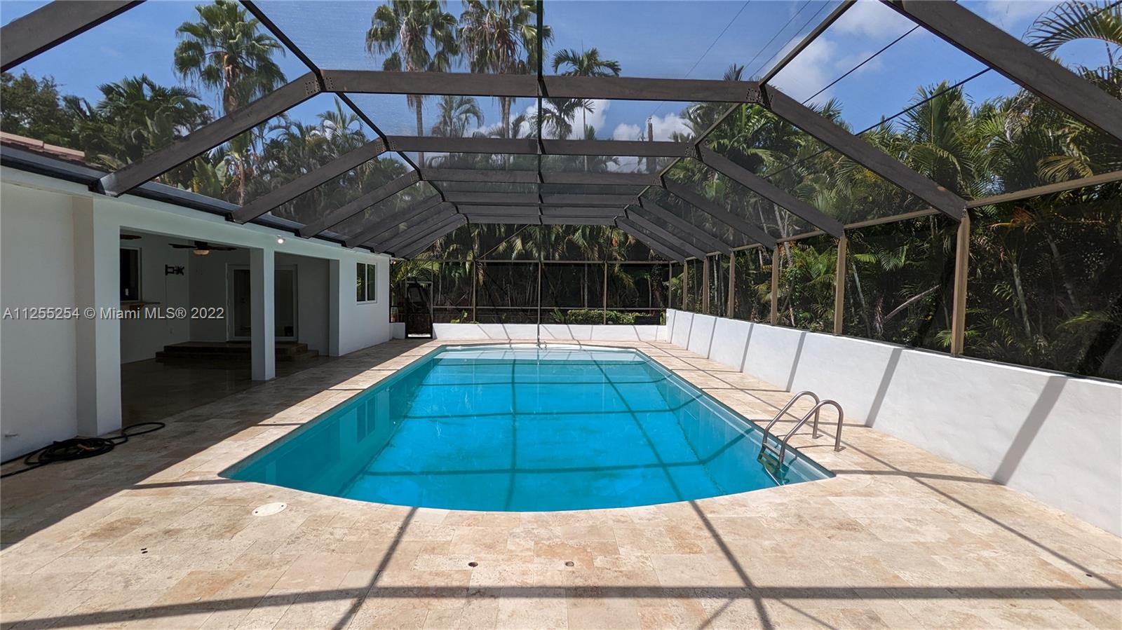 615 San Esteban Ave