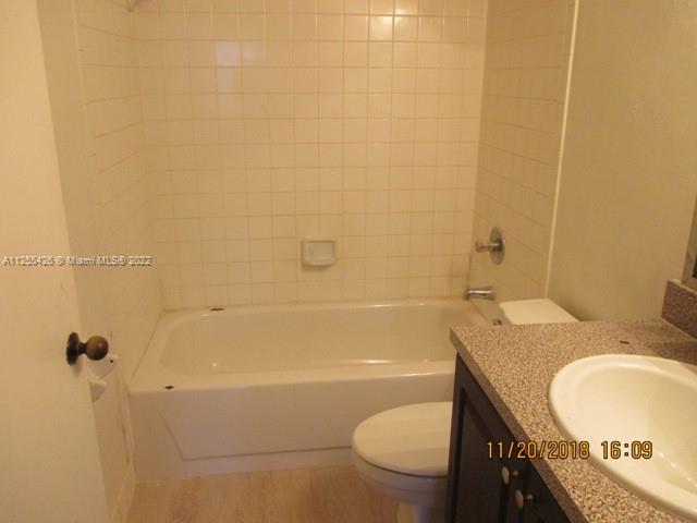 8911 SW 123rd Ct Unit: 105