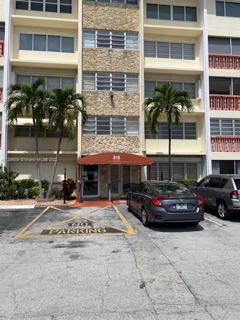 215 SE 3rd Ave Unit: 305A