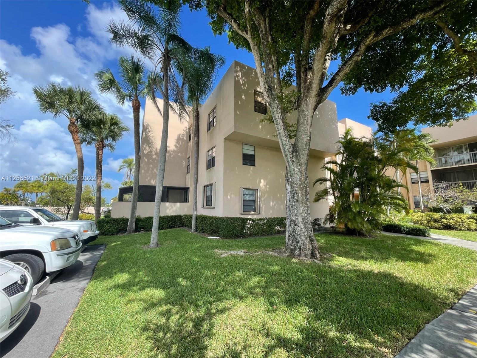 10425 SW 112th Ave Unit: 201