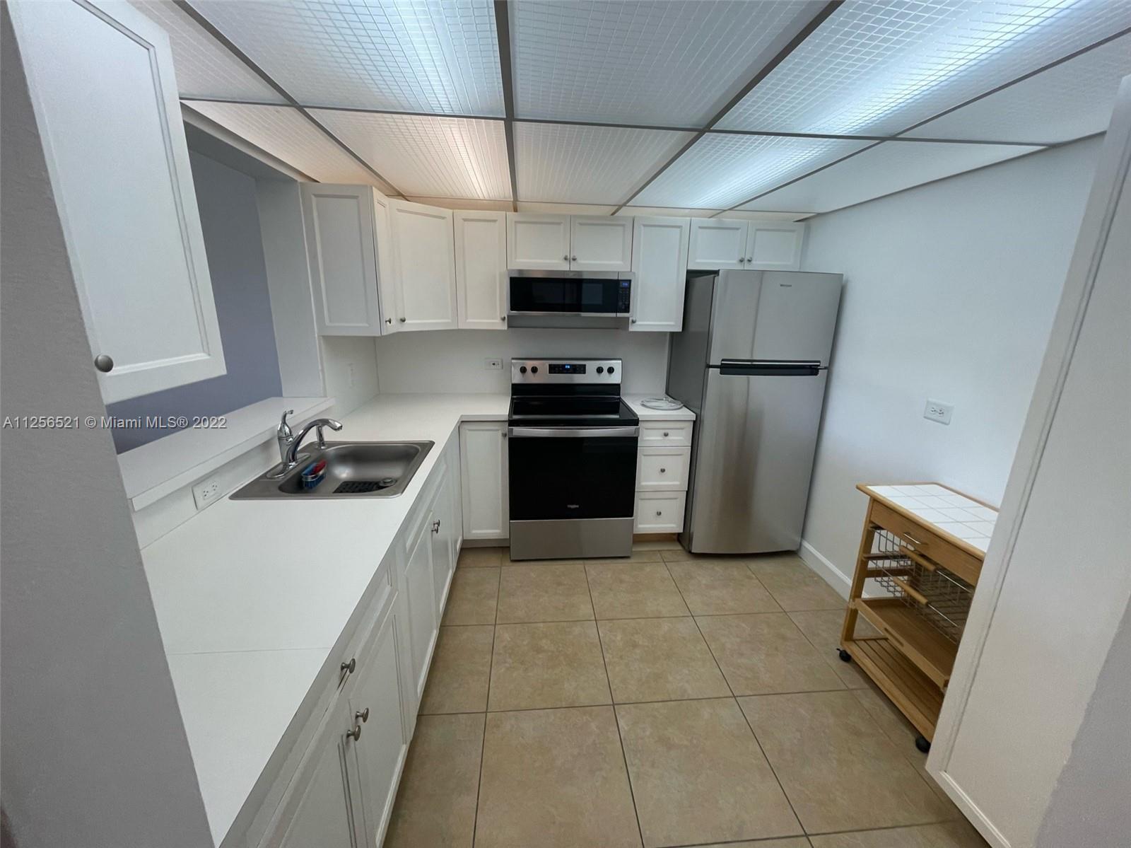 10425 SW 112th Ave Unit: 201