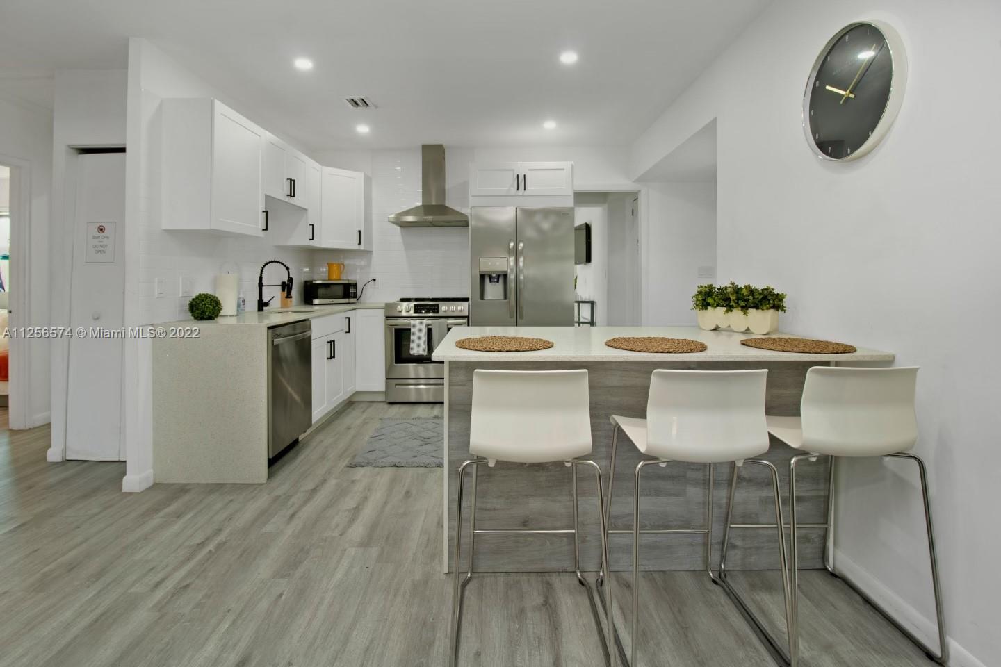 2604 Fletcher Ct