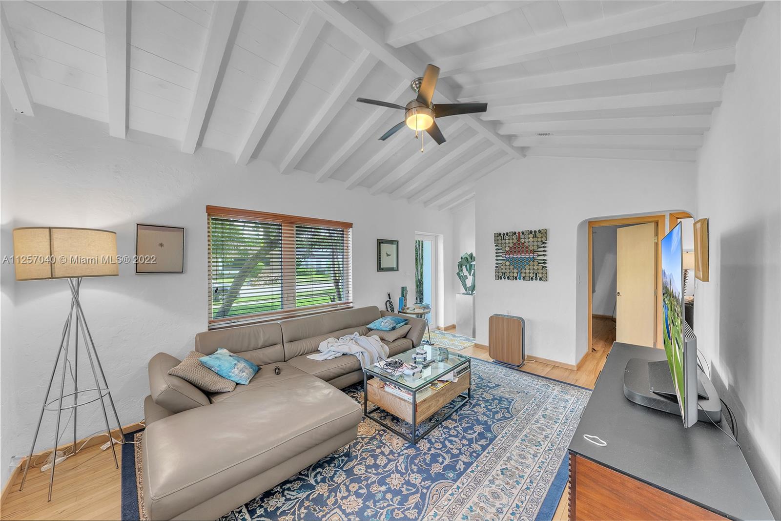 718 NE 87th St Unit: 2