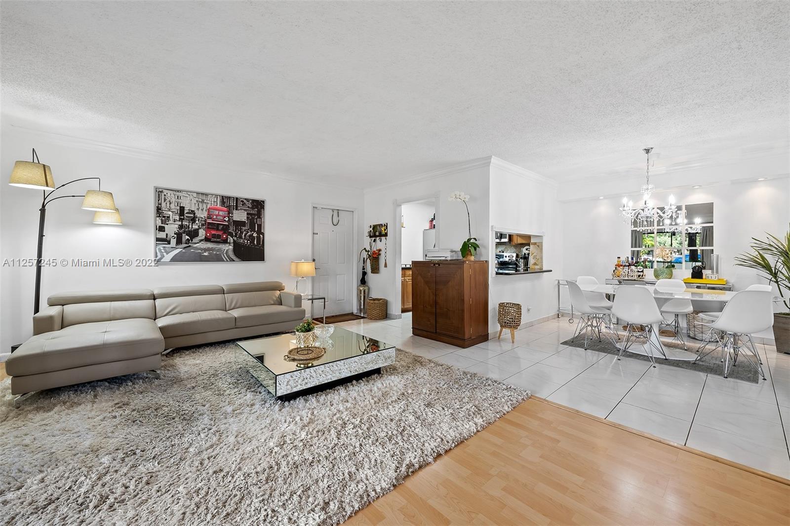 3005 N Oakland Forest Dr Unit: 102