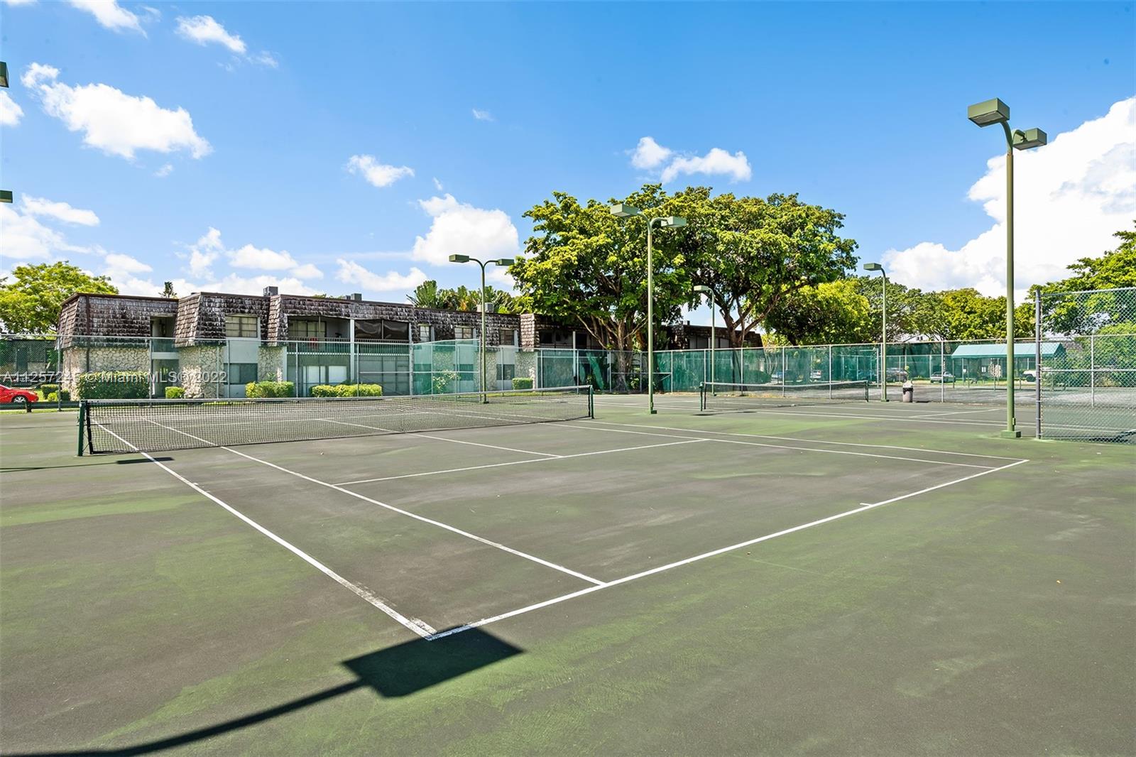 3005 N Oakland Forest Dr Unit: 102