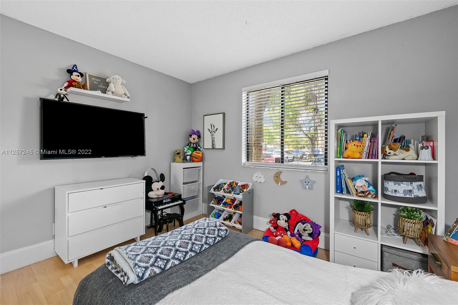 3005 N Oakland Forest Dr Unit: 102