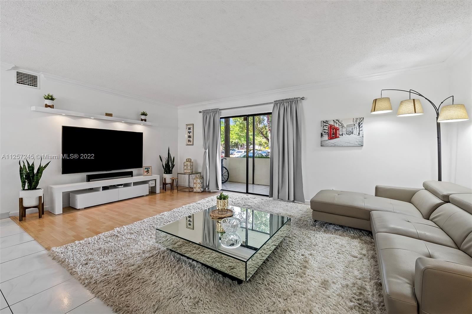 3005 N Oakland Forest Dr Unit: 102