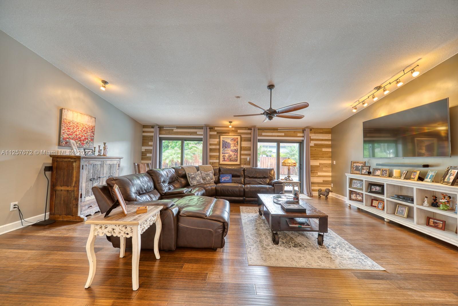 12725 SW 119th Ter