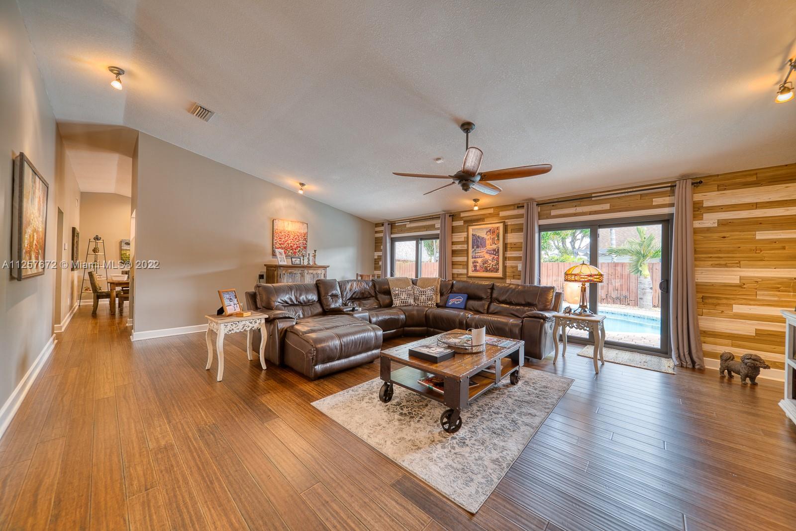 12725 SW 119th Ter
