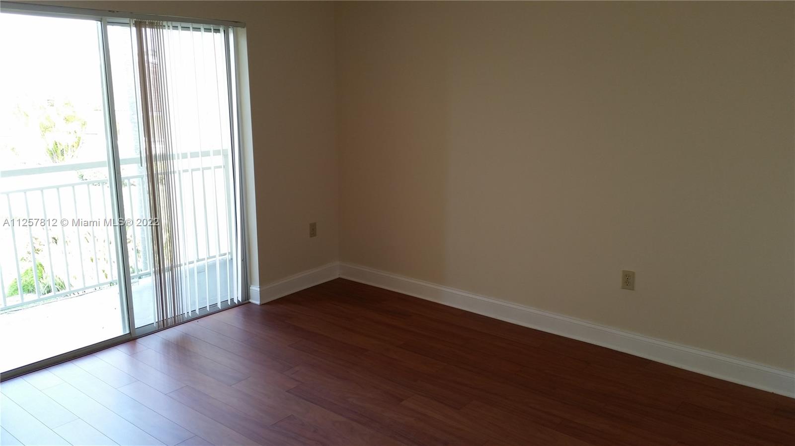 8600 SW 212th St Unit: 210
