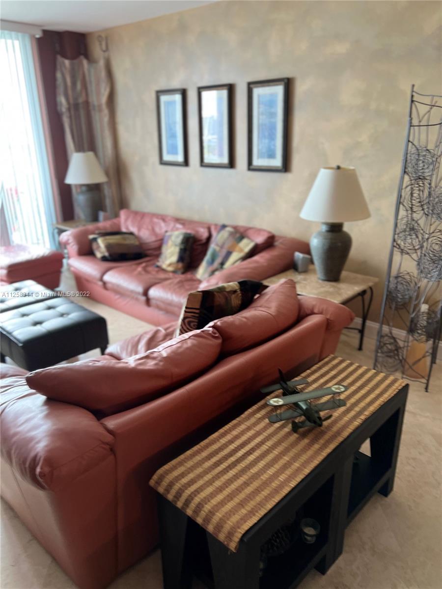 19370 Collins Ave Unit: 1014