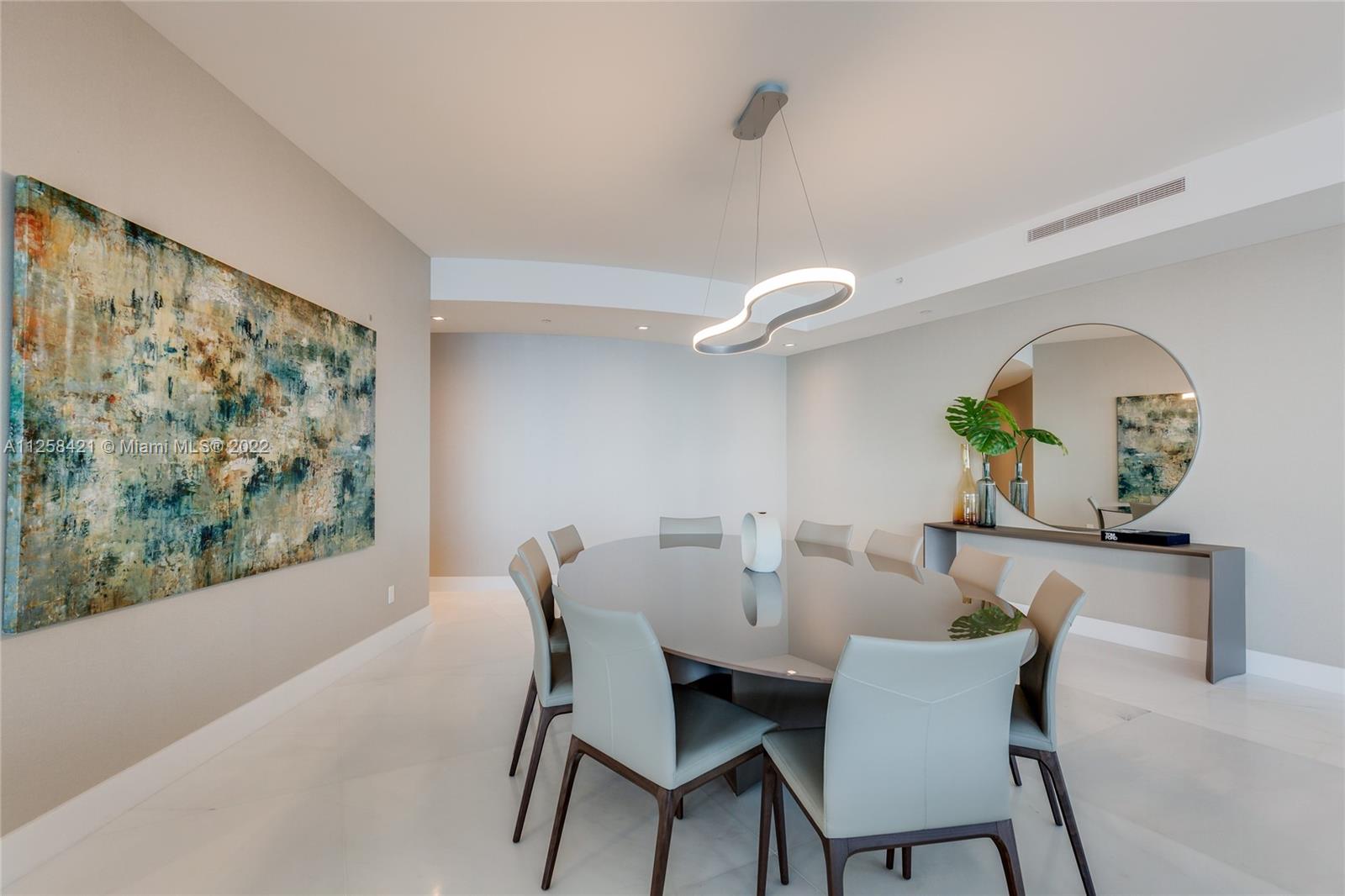 18555 Collins Ave Unit: 3901