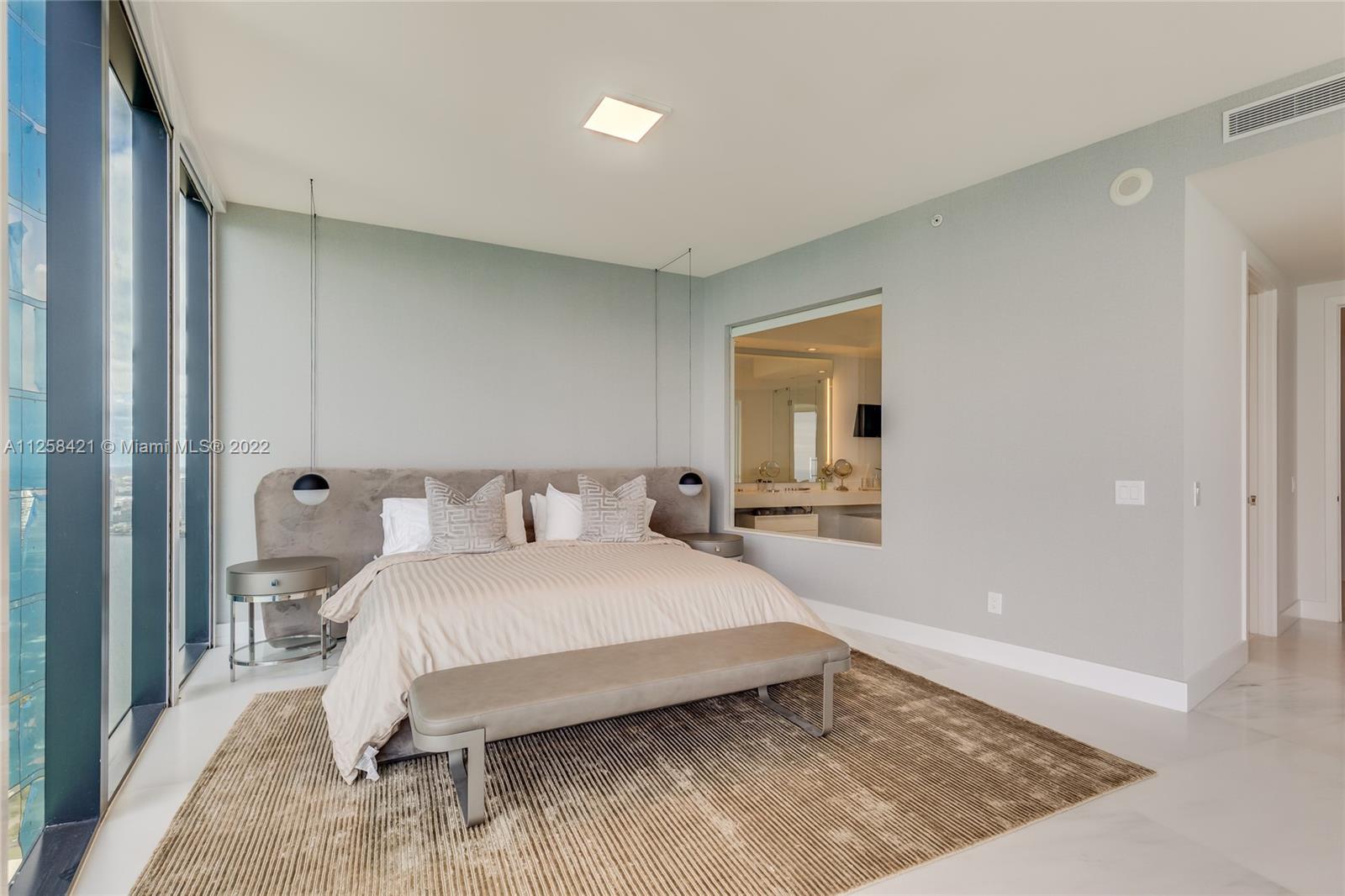 18555 Collins Ave Unit: 3901