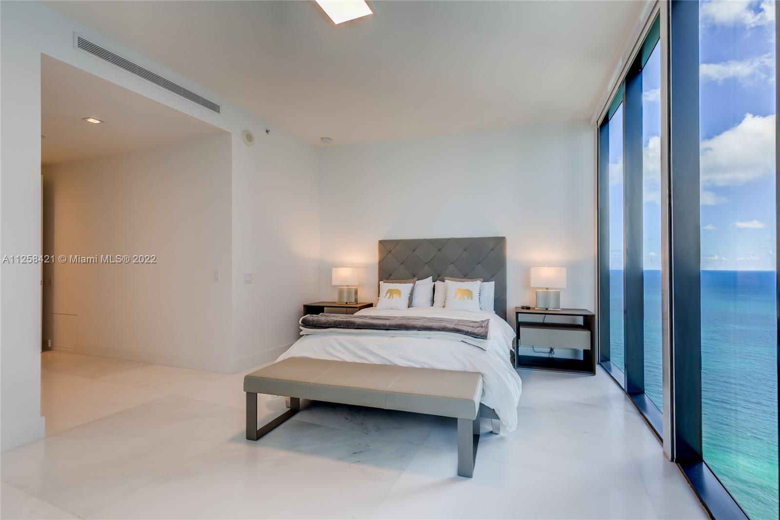 18555 Collins Ave Unit: 3901