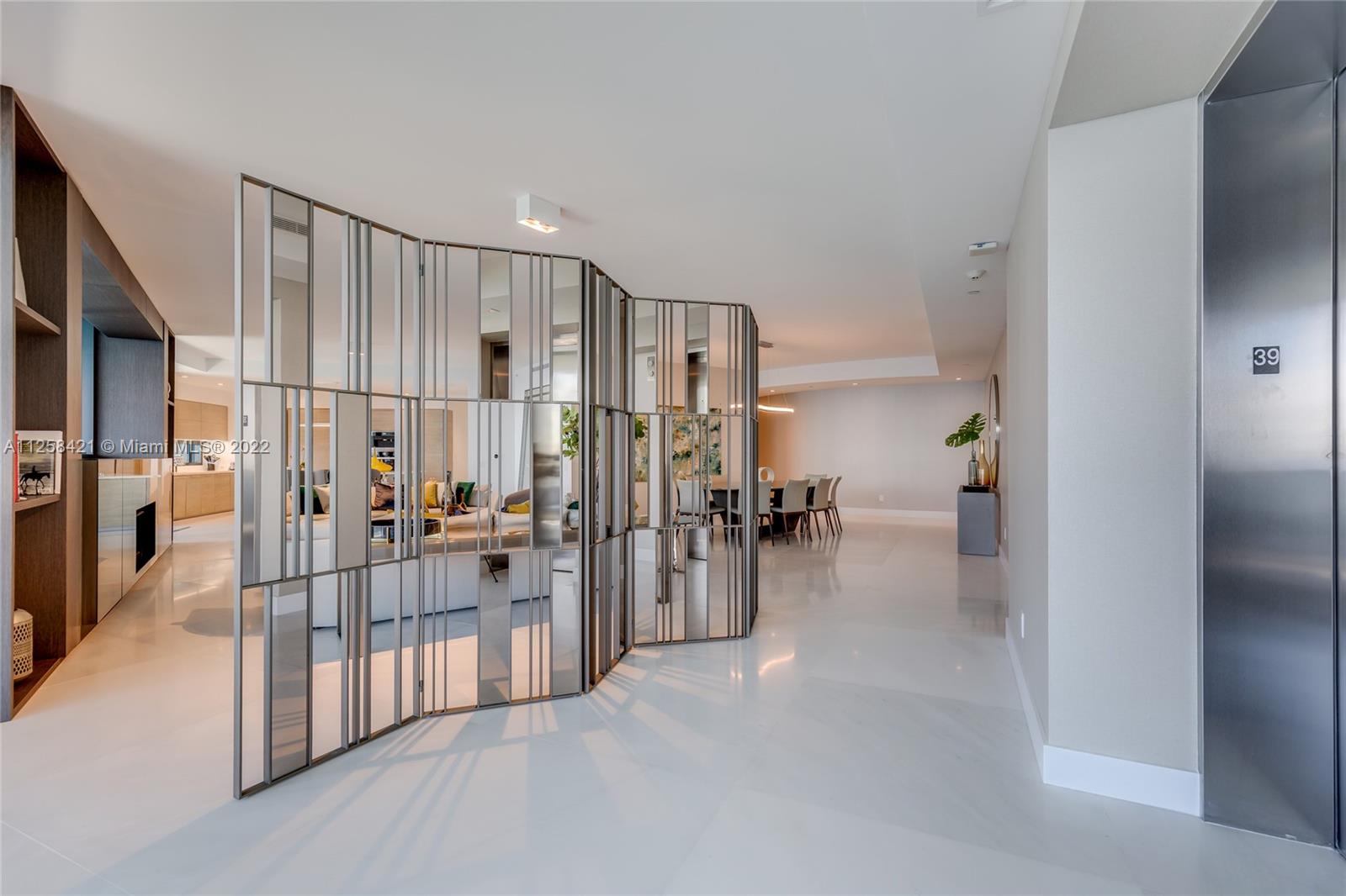 18555 Collins Ave Unit: 3901