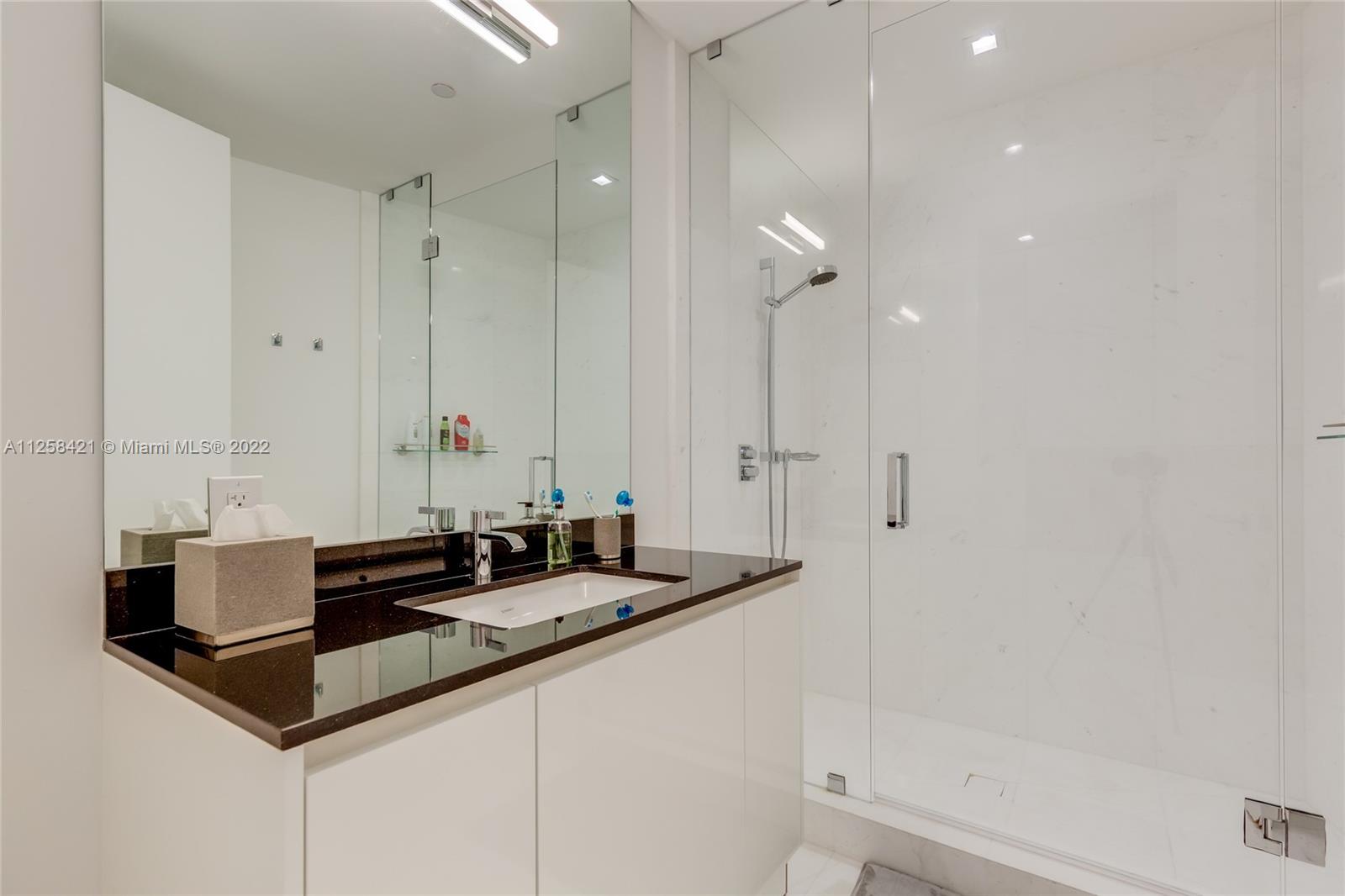 18555 Collins Ave Unit: 3901