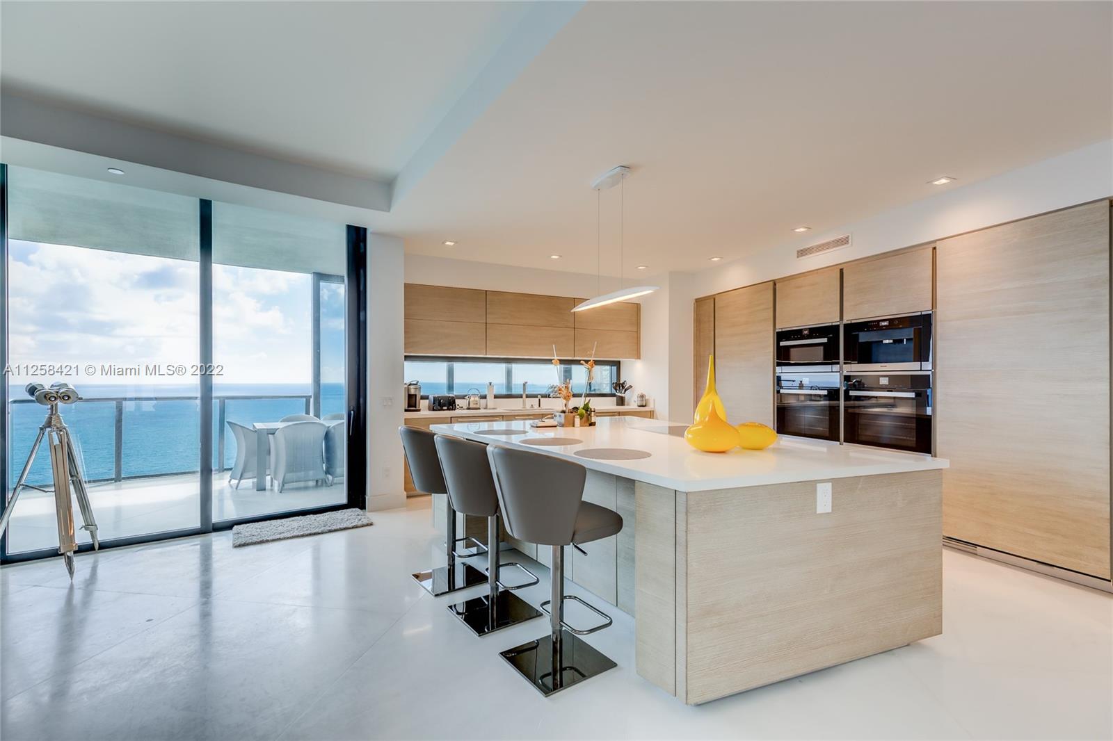 18555 Collins Ave Unit: 3901