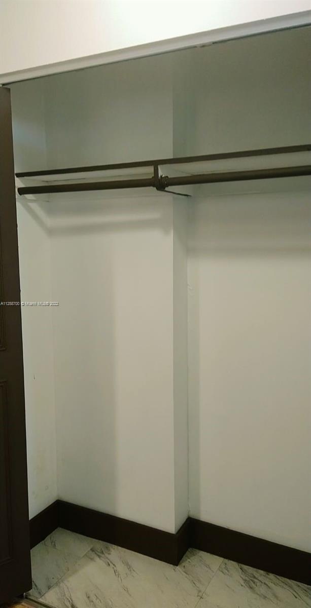 16850 S Glades Dr Unit: 8B