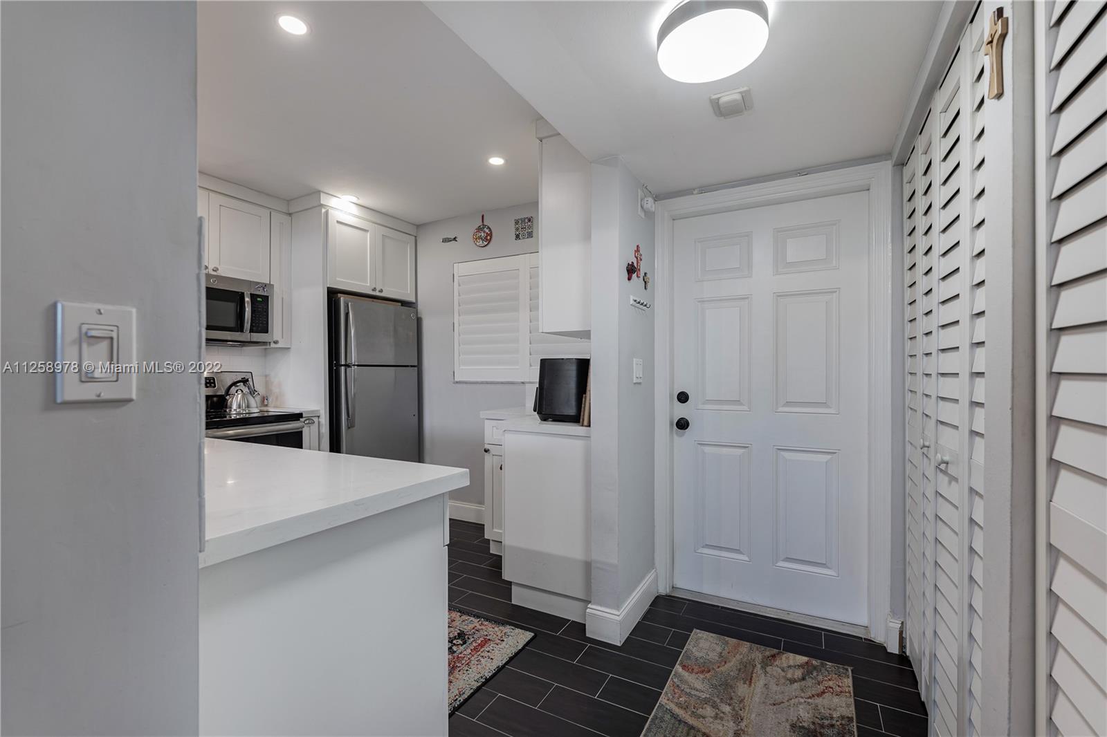 10875 SW 112th Ave Unit: 118