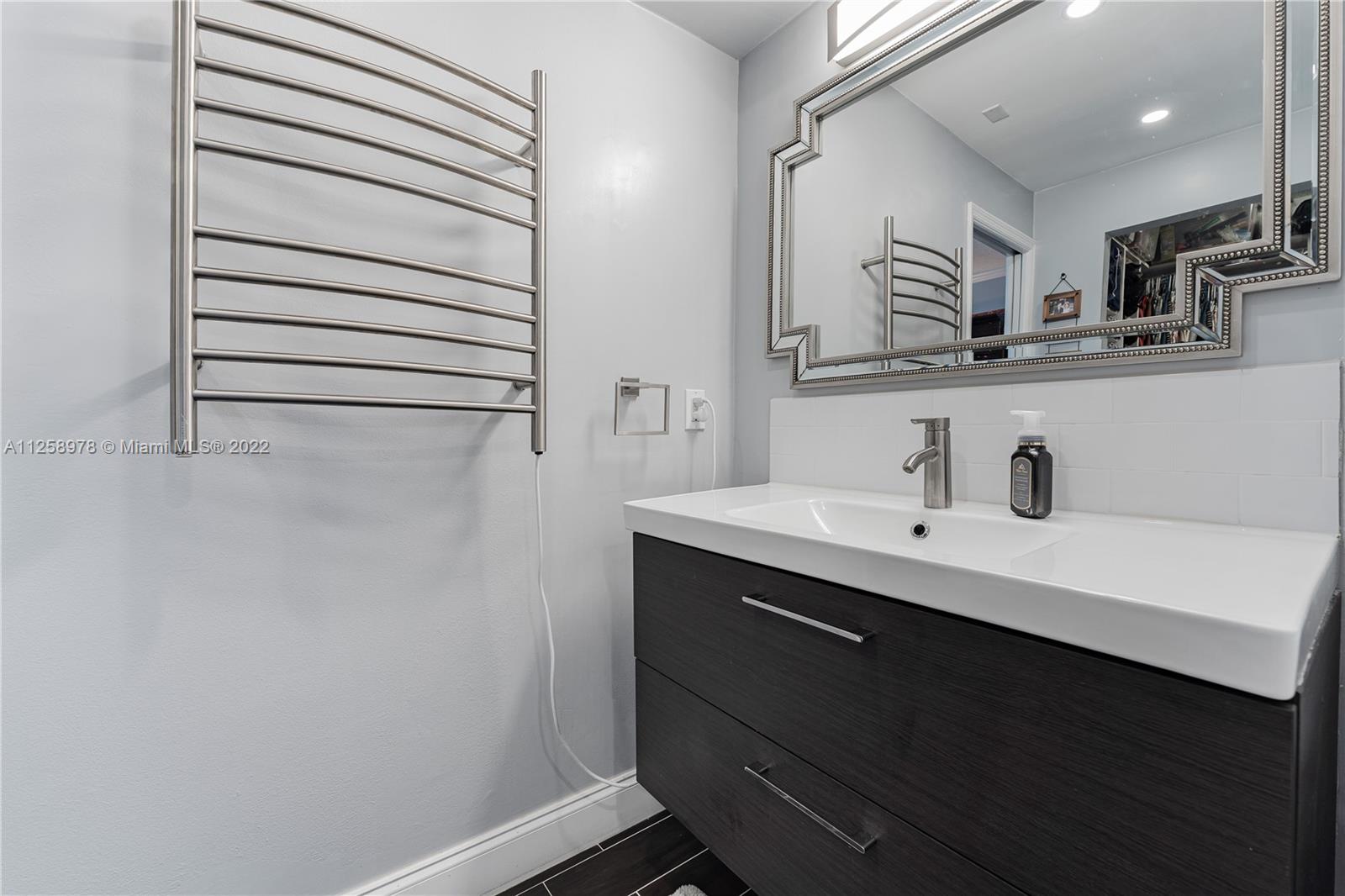 10875 SW 112th Ave Unit: 118