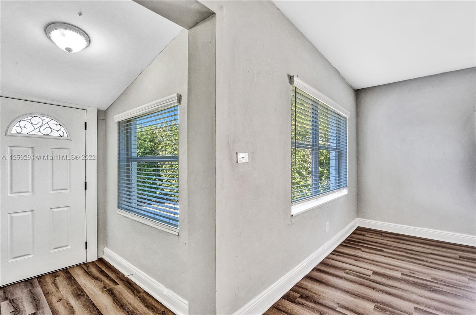 1172 NW 60th St
