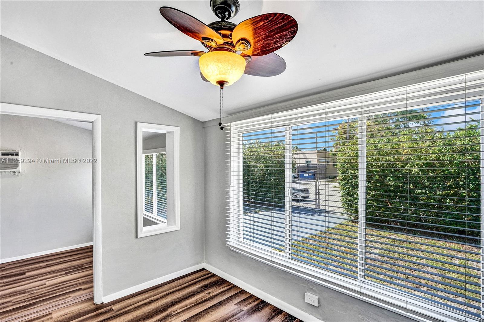 1172 NW 60th St