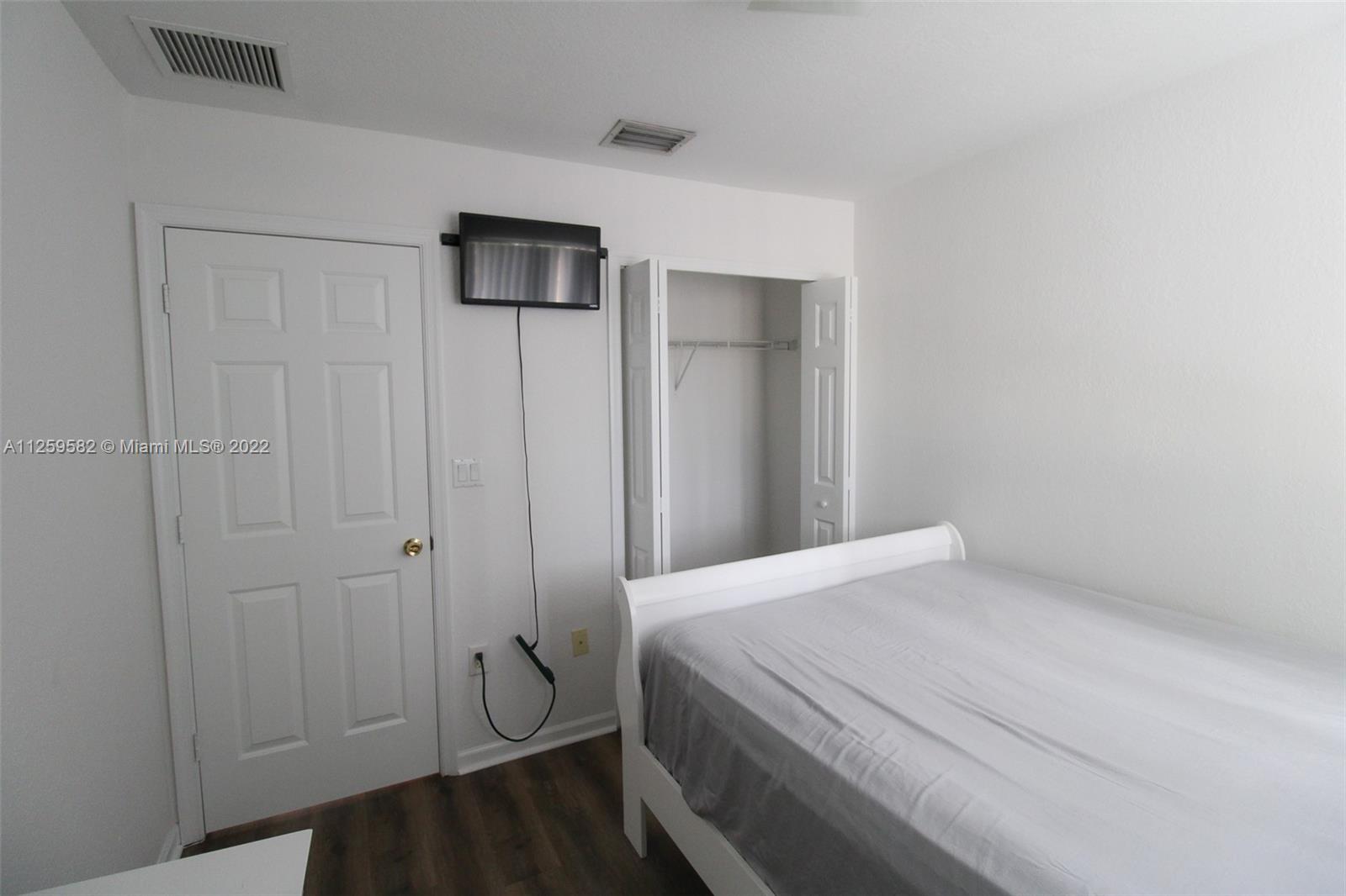 1438 SE 24th Ct Unit: 360