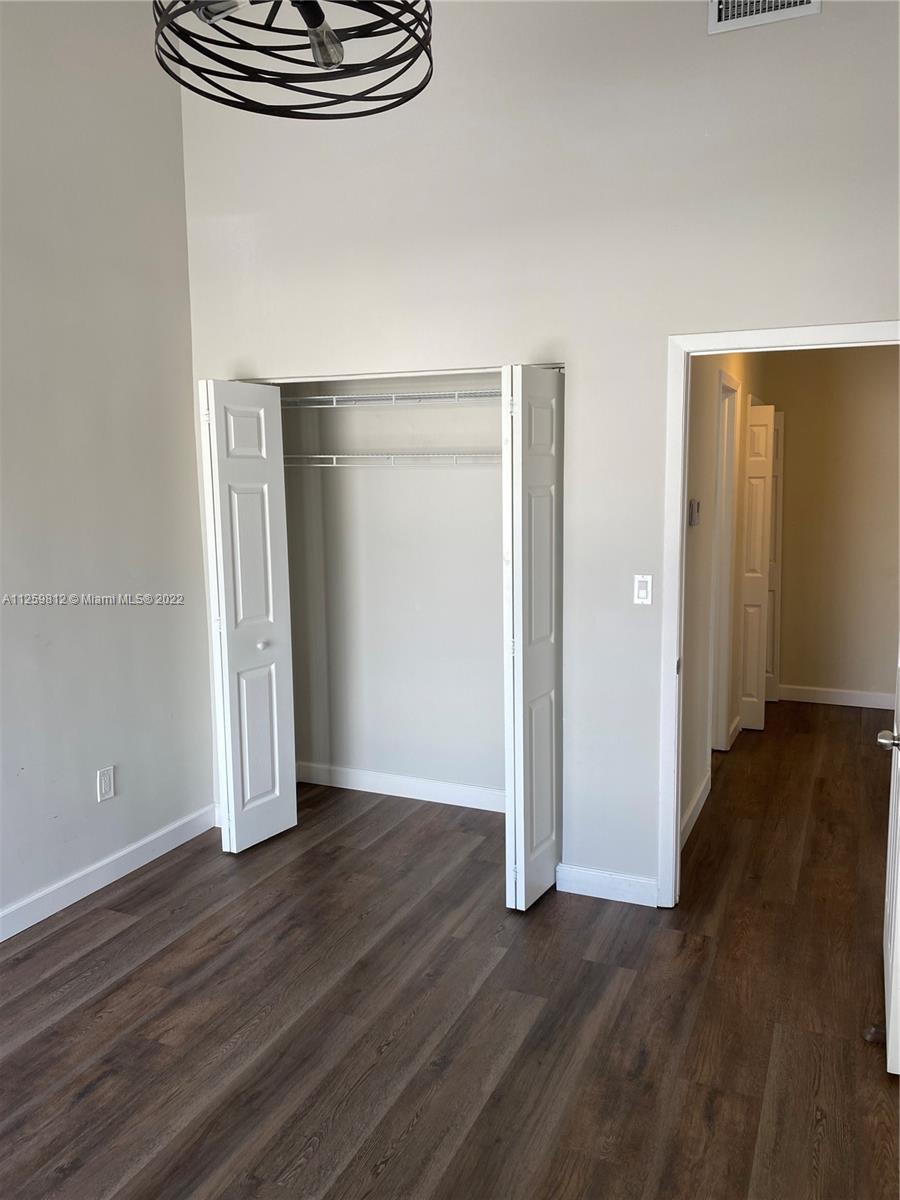 15859 SW 90th Ct Unit: C-D