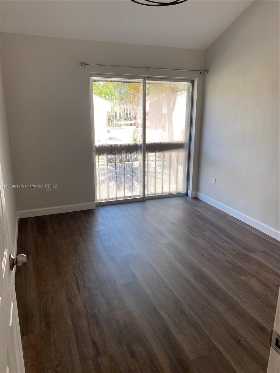 15859 SW 90th Ct Unit: C-D