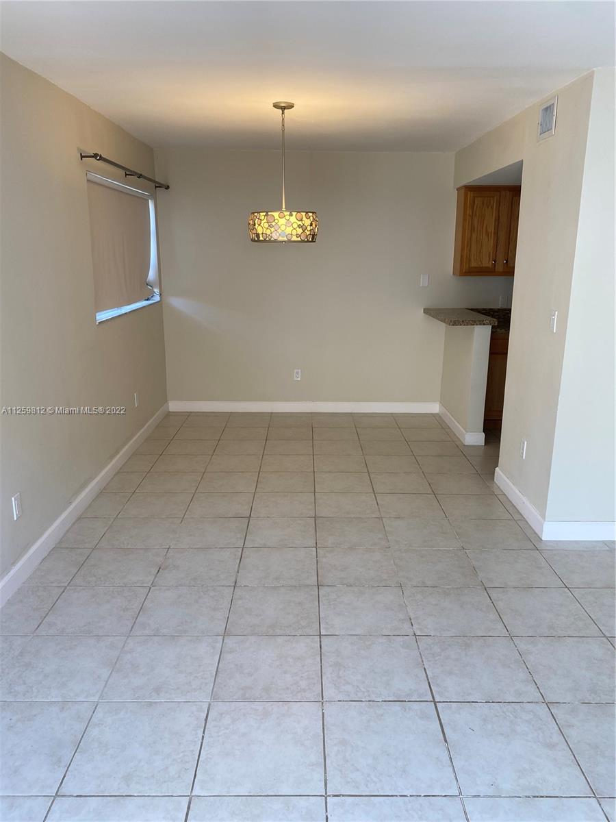 15859 SW 90th Ct Unit: C-D
