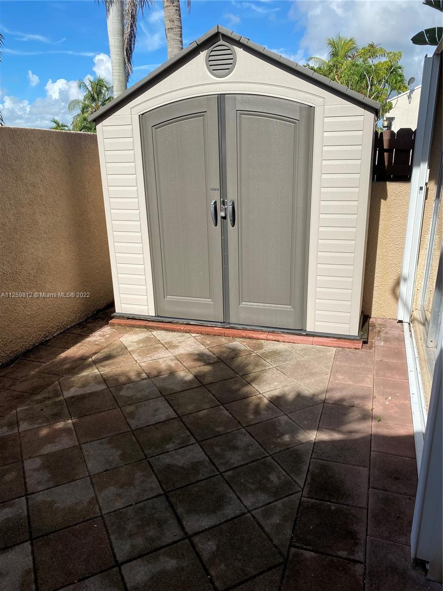 15859 SW 90th Ct Unit: C-D