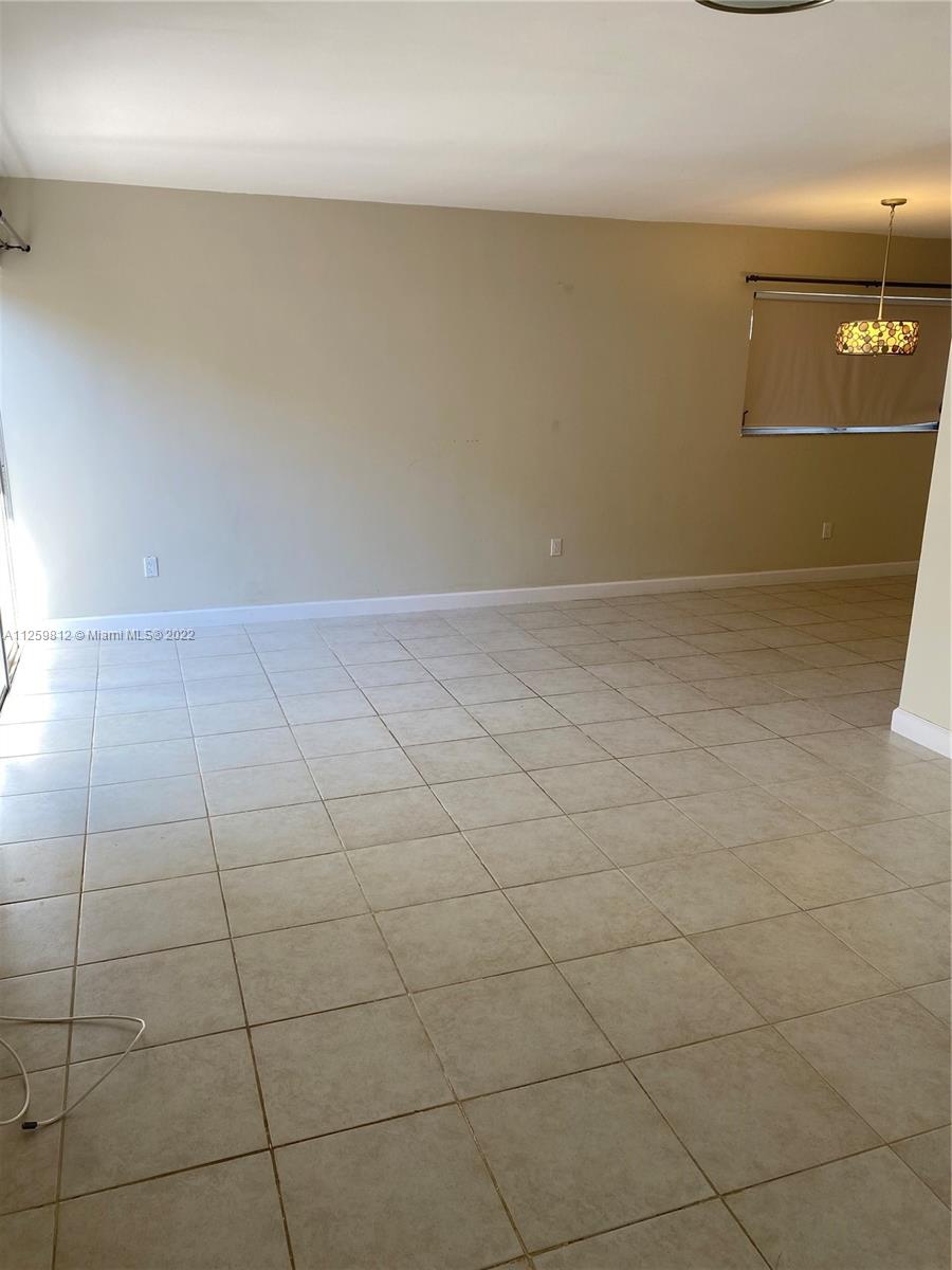 15859 SW 90th Ct Unit: C-D